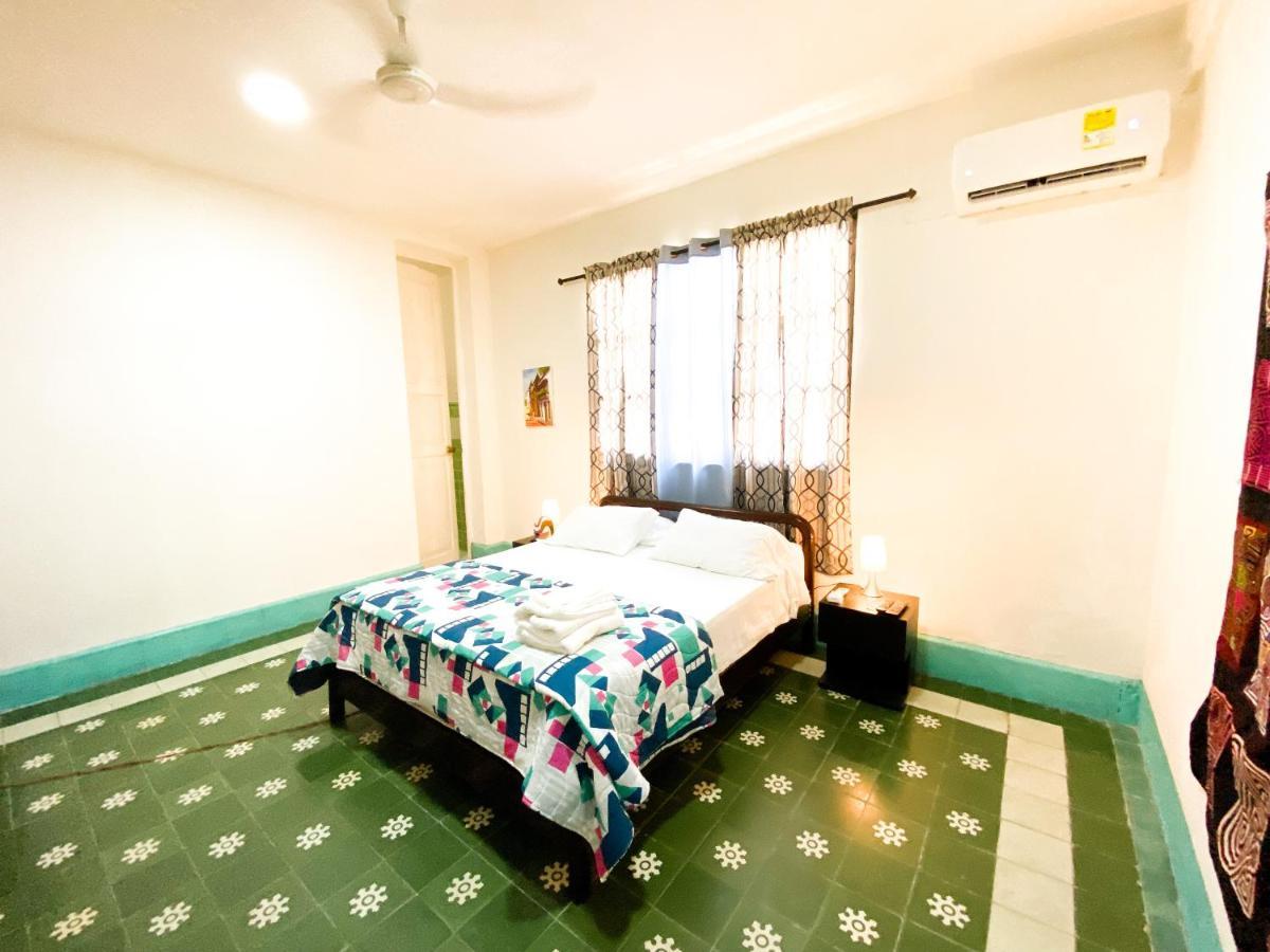 Bed and Breakfast Mansion Bahia Manga Картахена Экстерьер фото