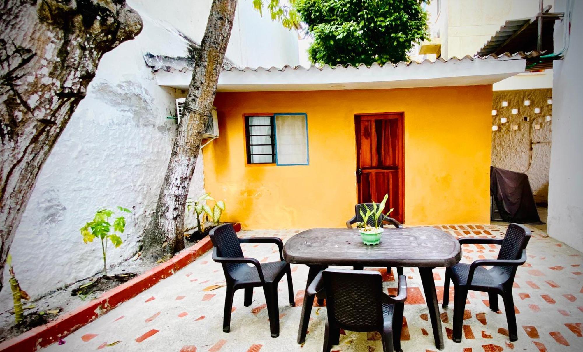 Bed and Breakfast Mansion Bahia Manga Картахена Экстерьер фото
