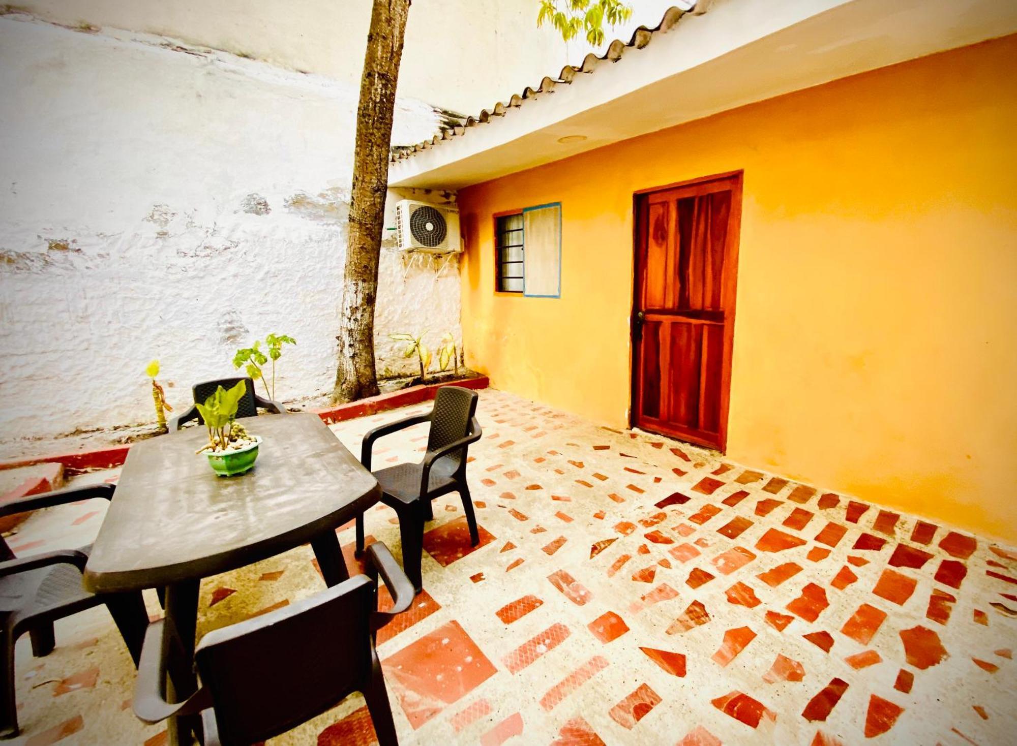 Bed and Breakfast Mansion Bahia Manga Картахена Экстерьер фото